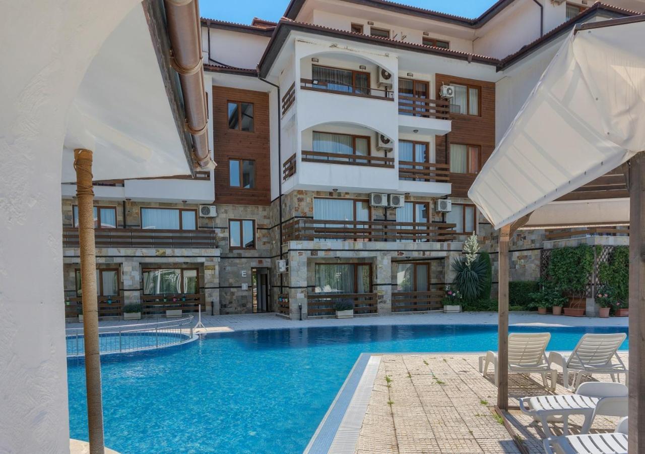Robinson Beach Apartments เอเลนีเต ภายนอก รูปภาพ