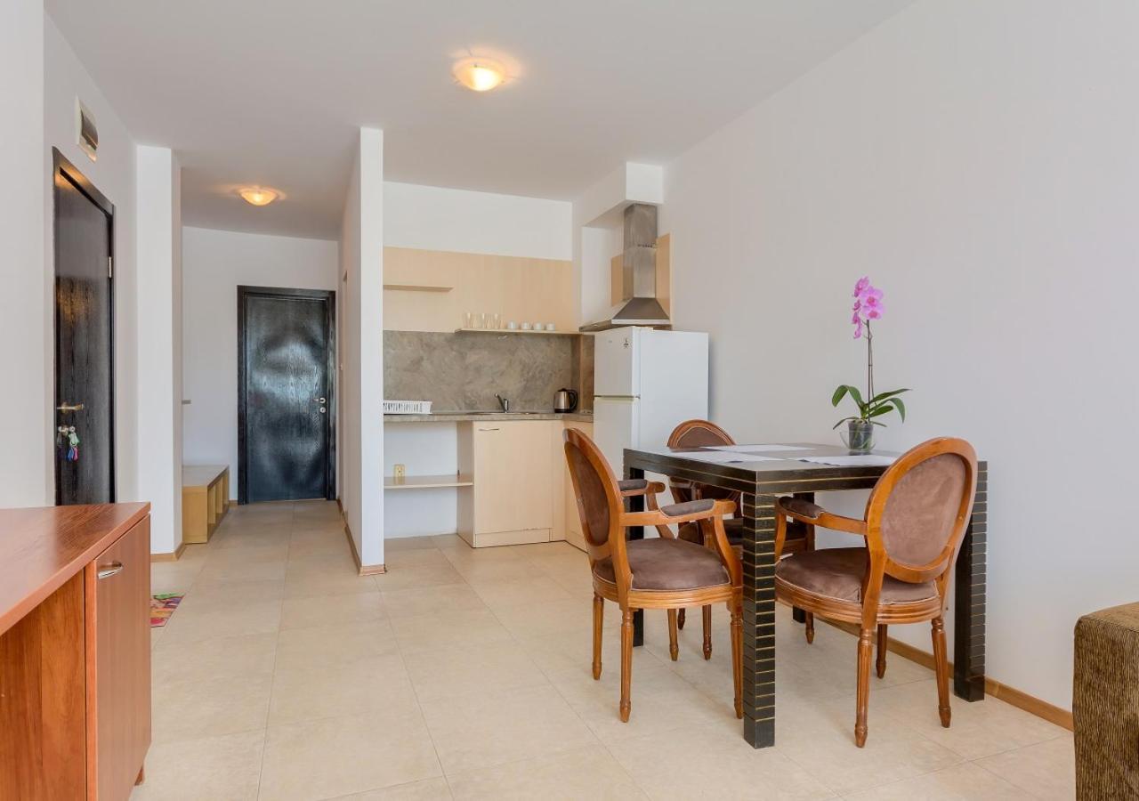 Robinson Beach Apartments เอเลนีเต ภายนอก รูปภาพ