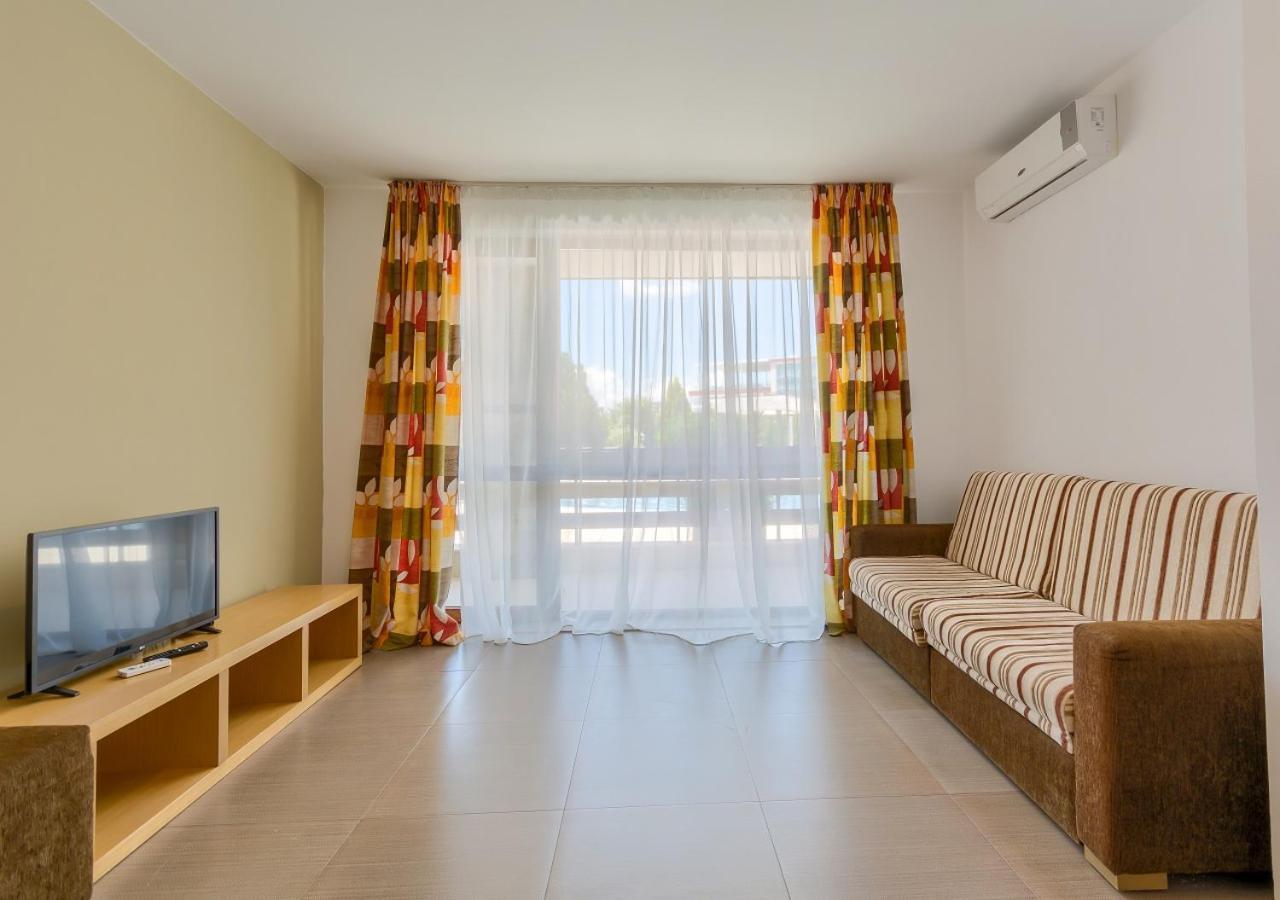 Robinson Beach Apartments เอเลนีเต ภายนอก รูปภาพ