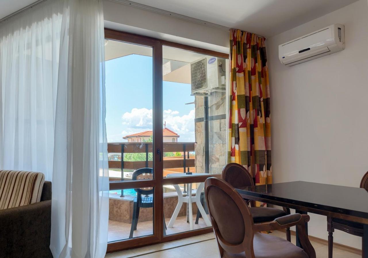 Robinson Beach Apartments เอเลนีเต ภายนอก รูปภาพ