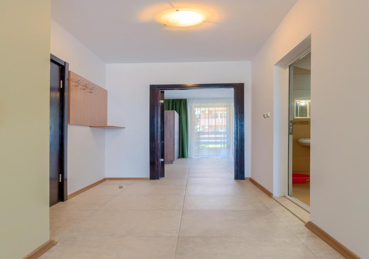 Robinson Beach Apartments เอเลนีเต ภายนอก รูปภาพ