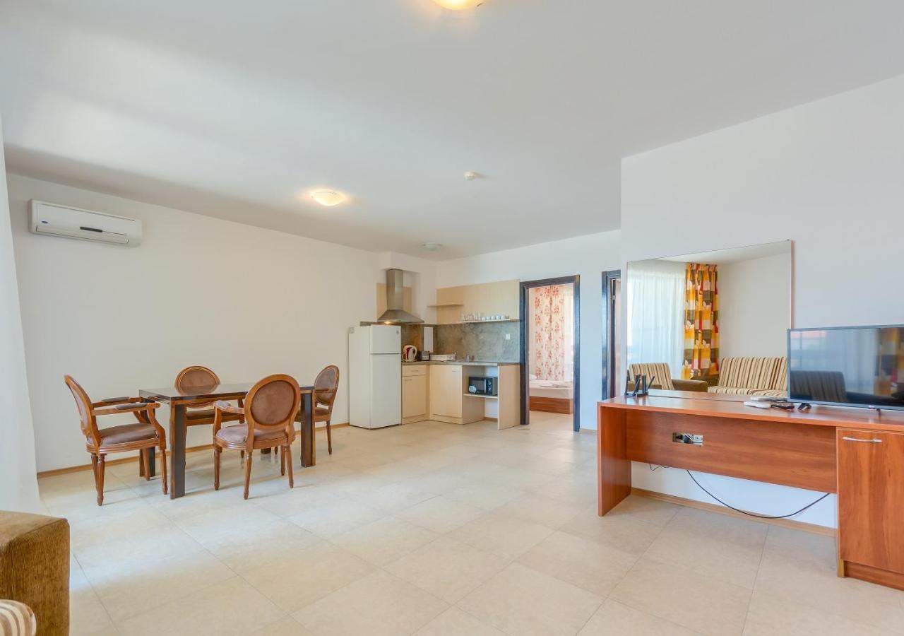 Robinson Beach Apartments เอเลนีเต ภายนอก รูปภาพ